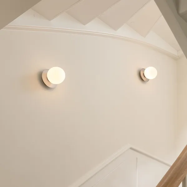 Liila 1 Wall/ Ceiling Light Small Silver/Opal