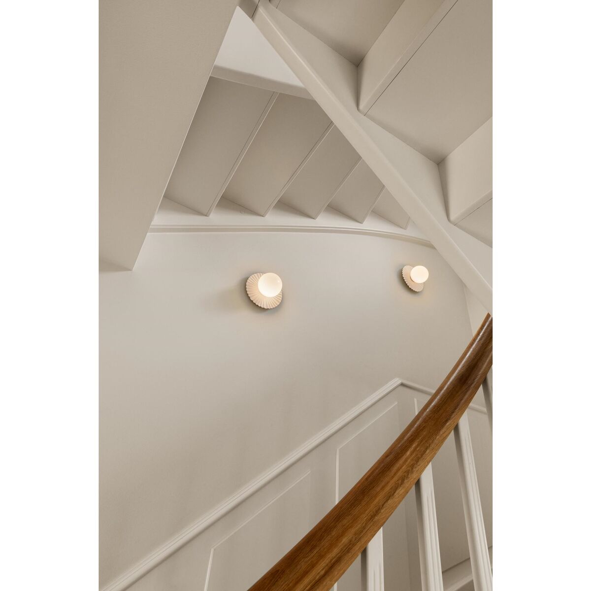 Liila Muuse Wall/ Ceiling Light Small White/Opal