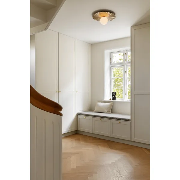 Liila Muuse Wall/ Ceiling Light Medium Nordic Gold/Opal