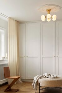 Apiales 6 Loftlampe Børstet Messing & Opal