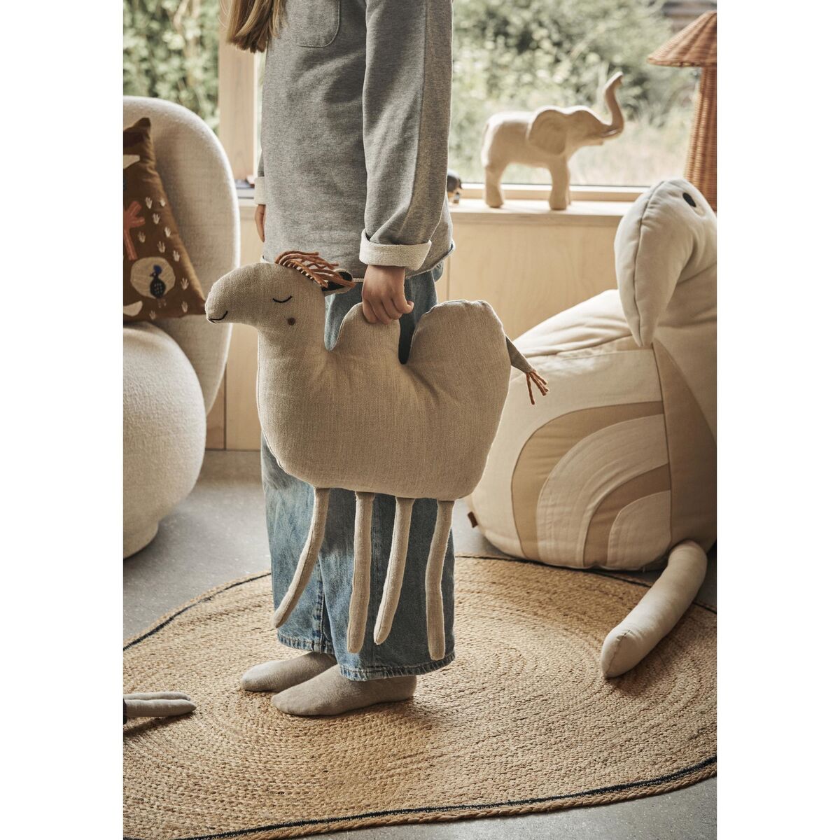 Camel Cushion 51x47 Natural