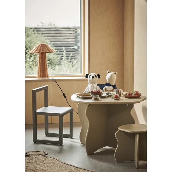 Ferm Living Dou Color Natural – Lámpara de mesa — imagen 3