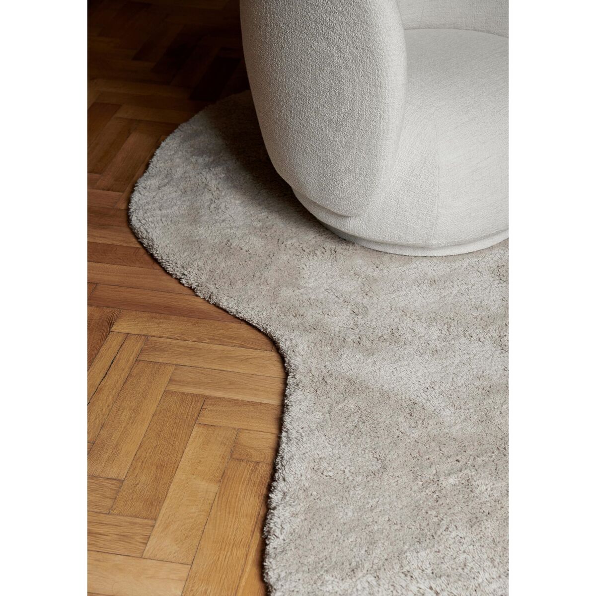 Forma Wool Rug Small Off White