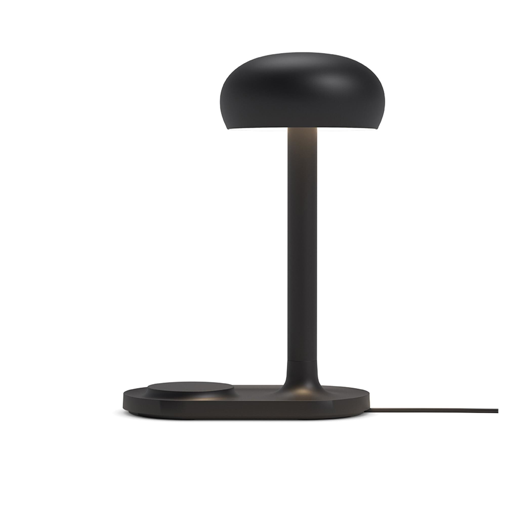 Eva Solo Emendo Bordslampa Med QI Tr&aring;dl&ouml;s Laddare Svart