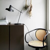 Arigato Bordlampe Kort Sort
