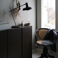 Arigato Bordlampe Kort Sort