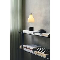 Avra Transportabel Bordlampe Sort/Crème