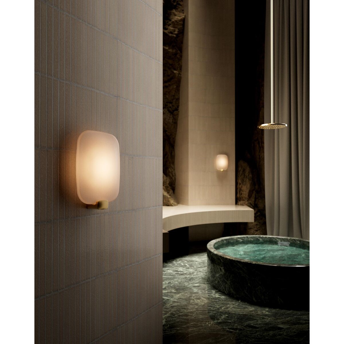 DCWéditions Light Me Tender Verticale Wandlamp Goud
