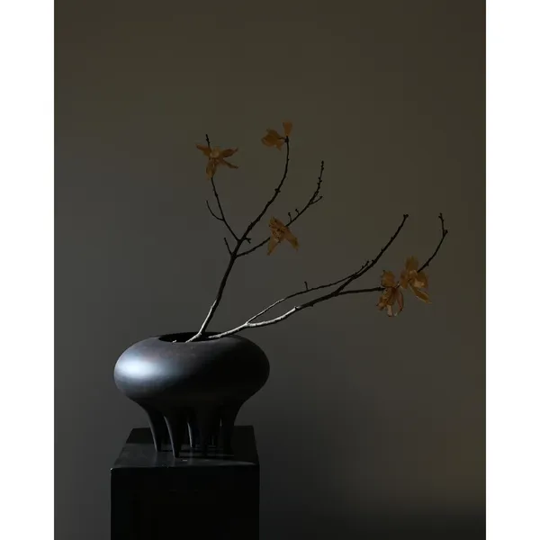 Medusa Vase Large Coffee