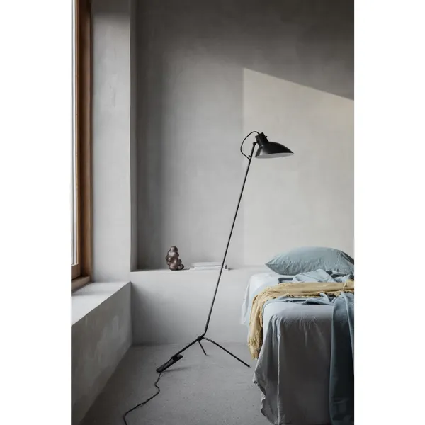 VV Cinquanta Gulvlampe Sort/Rød