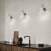 VV Cinquanta Wall Light Brass/White w/switch