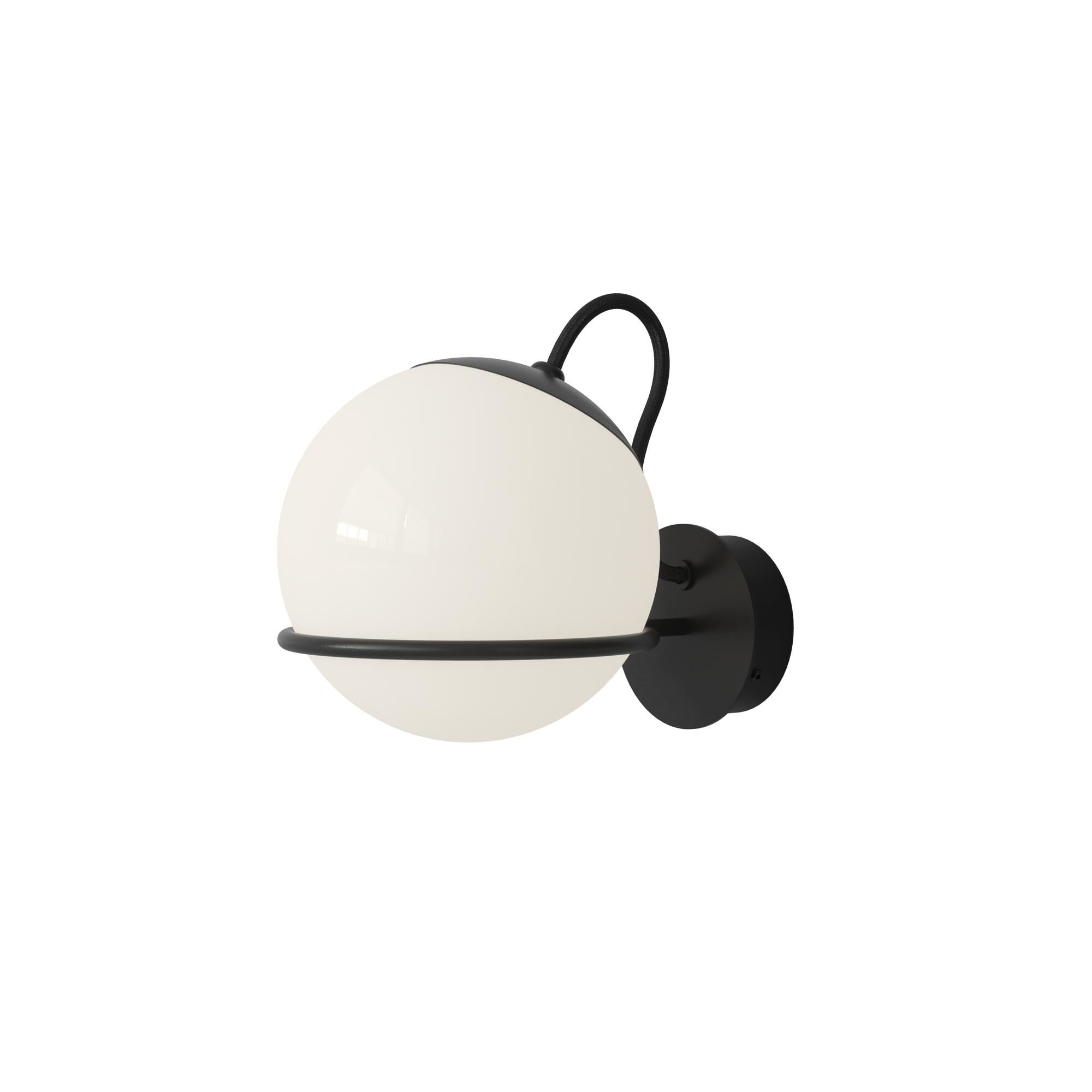 Model 237/1 V&auml;gglampa Svart