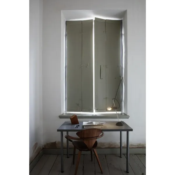Model 566 Bordlampe Sort