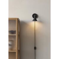 Cast Sconce Wall Lamp M. Diffuser Black