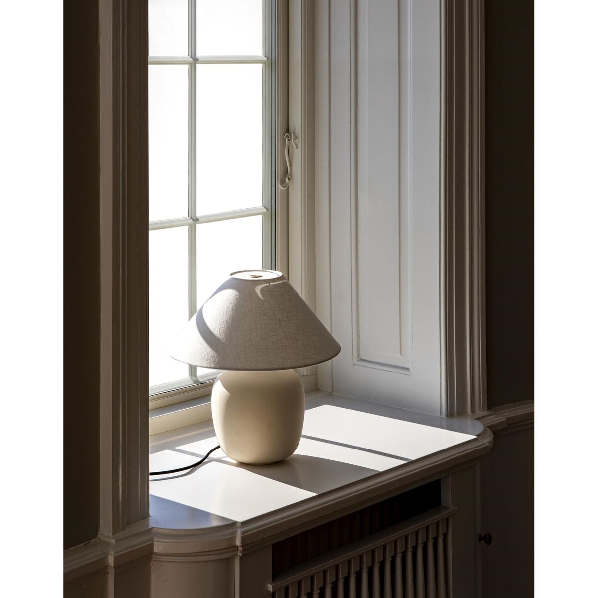 Torso Tischlampe, Tragbar, Ø12, Sand