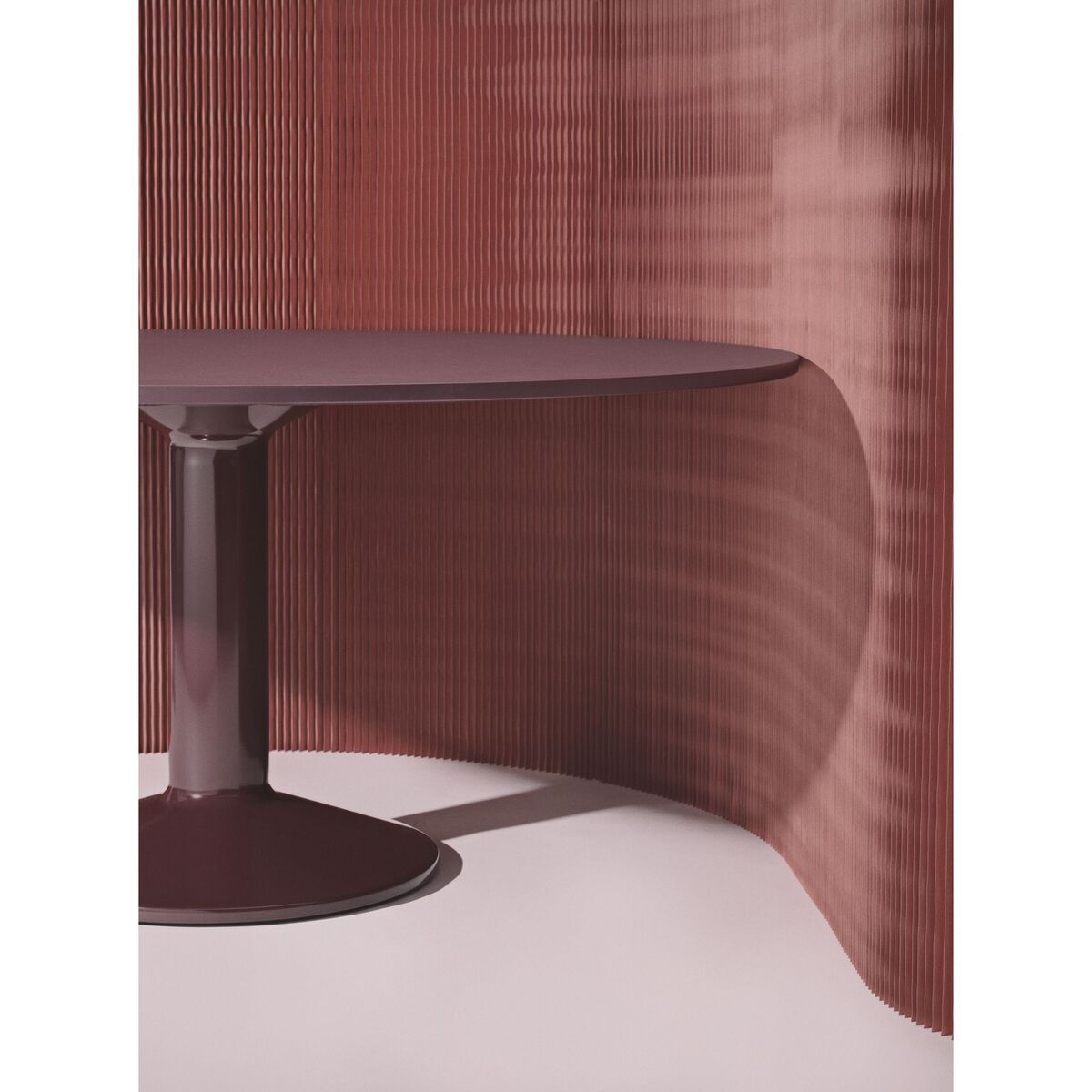 Middle Eettafel Ø120 Linoleum/Donkerrood
