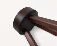 Tabouret AML en Pin Foncé