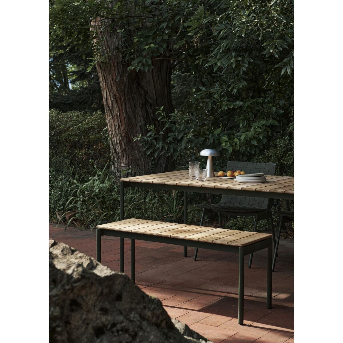 Ville Hagebord AV25 Liten 150x90 Bronse
