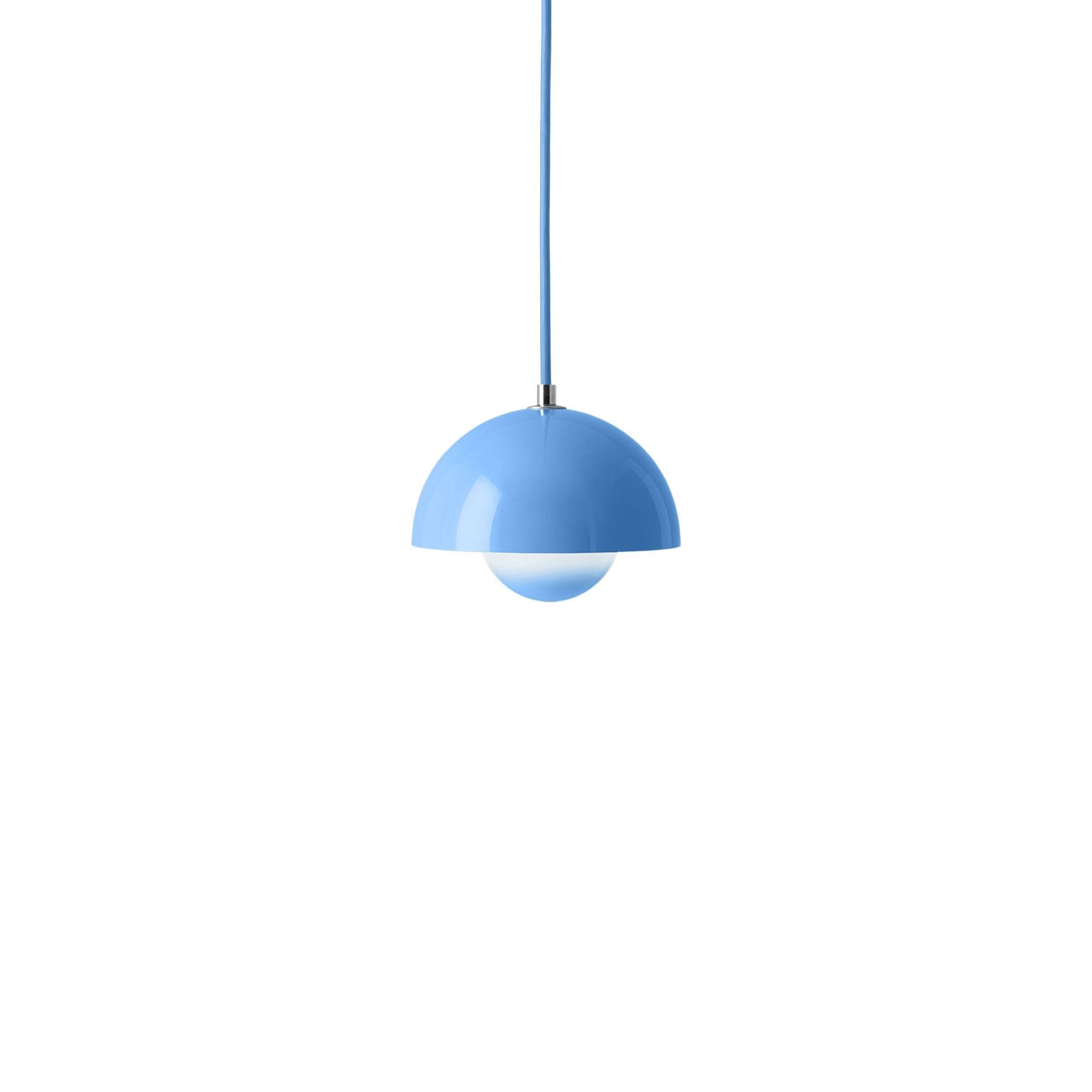 Flowerpot VP10 Taklampa Badlampa Bl&aring;