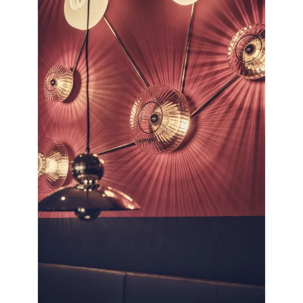 New Wave Optic Wandlampe XL Opal/ Weiß