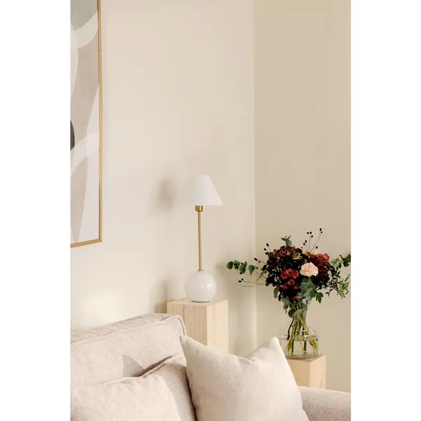 Iris 20 Table Lamp White