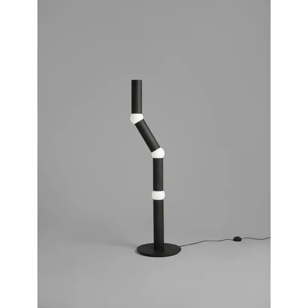 LIGHTBONE Gulvlampe Sort Eg