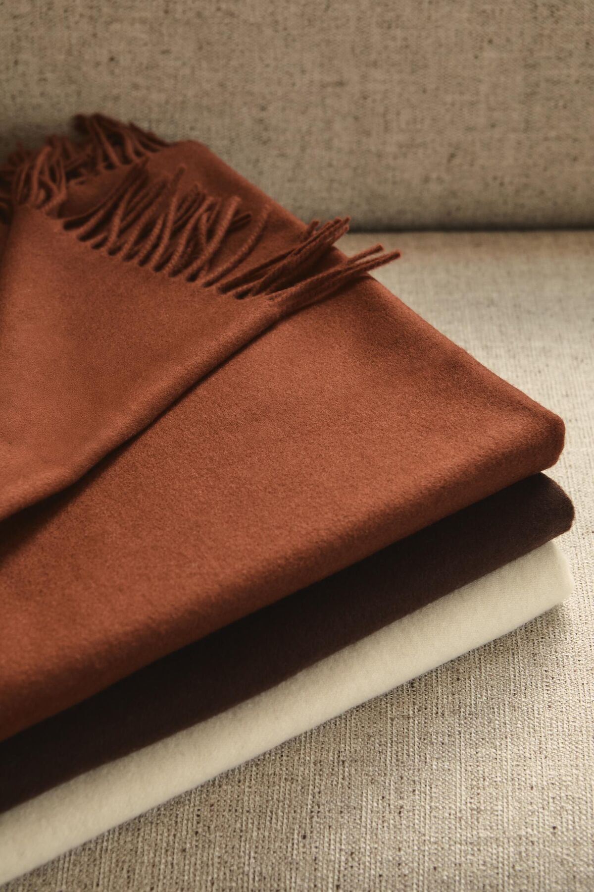 Desert Throw 130x180 Brown