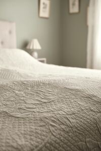 Elena Bedspread 260x260 White