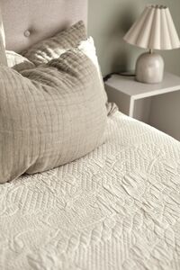 Elena Bedspread 260x260 White