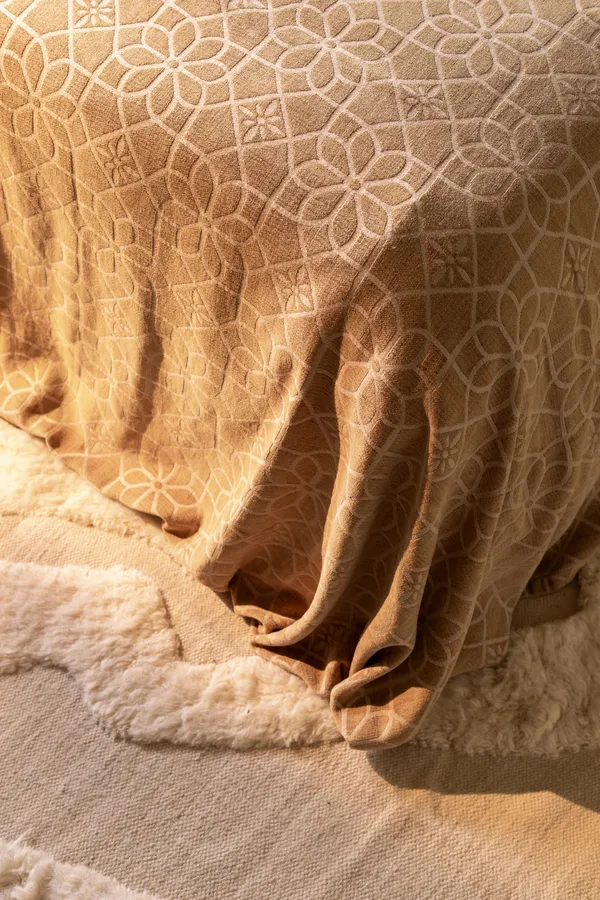 Flow Teppich 250x350 Beige
