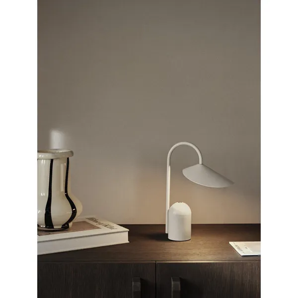 Arum Portable Lamp Cashmere