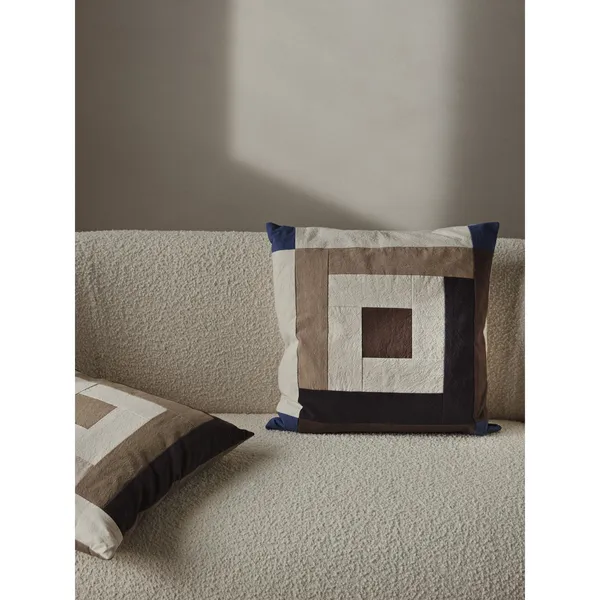 Border Patchwork Kissen Johannisbrotbraun/Hellblau