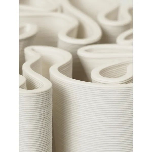 Dedali Vase H25 Off-White