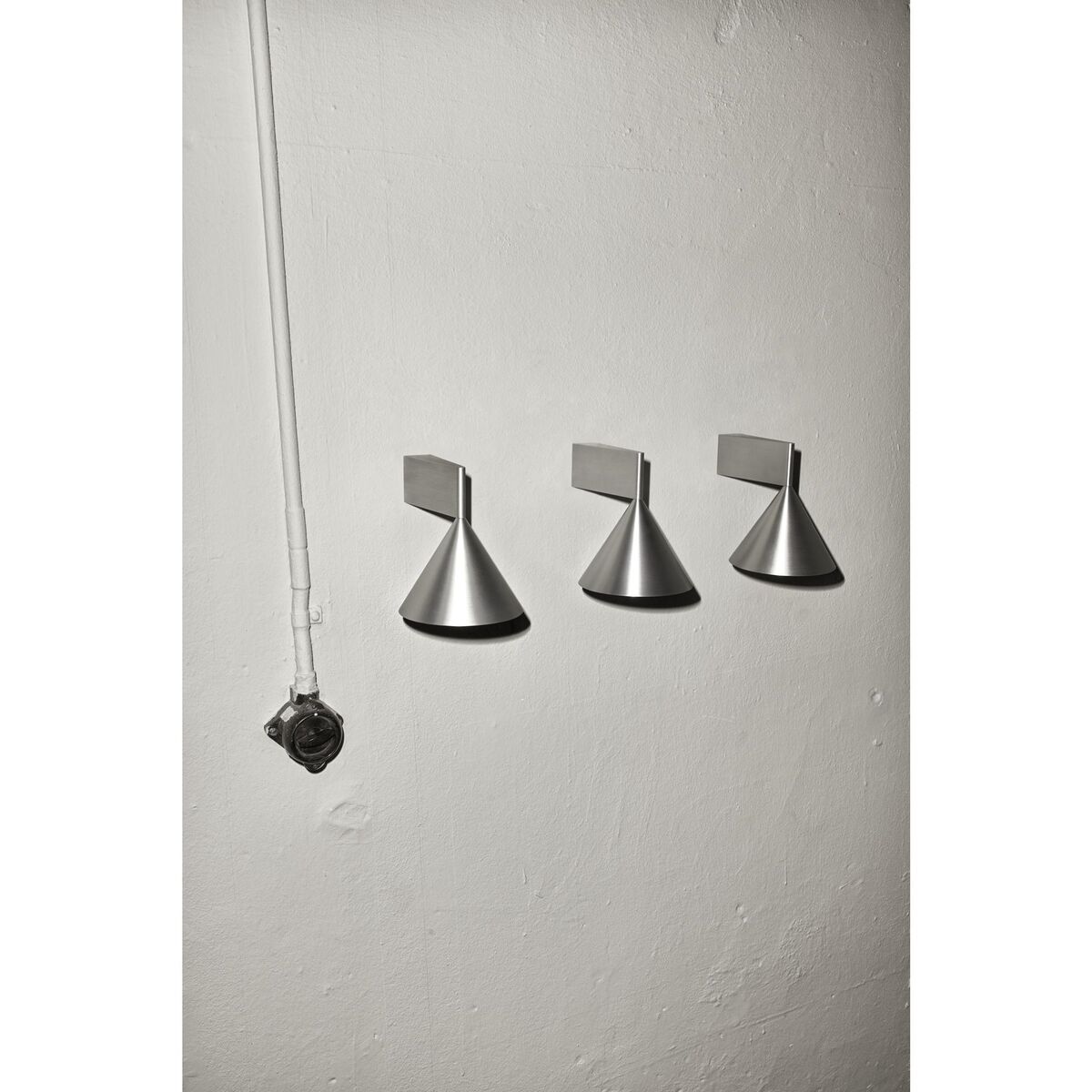 Apollo 14 Wall Lamp Aluminium