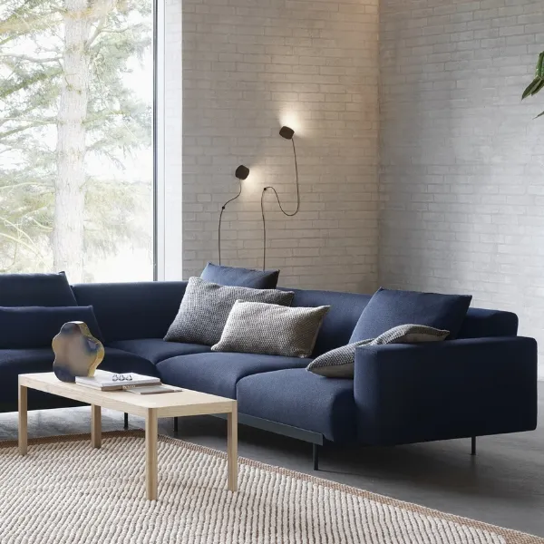 Post Wall Lamp Black
