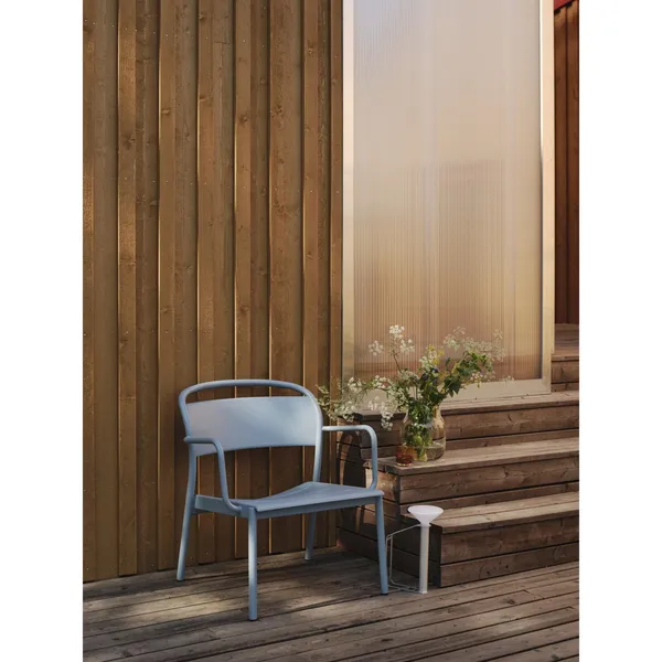 Fauteuil Linear Steel Bleu Pâle