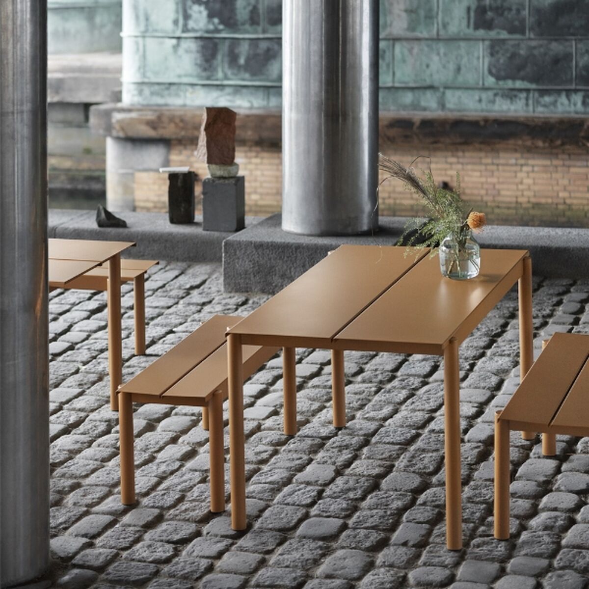 Linear Stålbänk 170x34 cm Bränd Orange