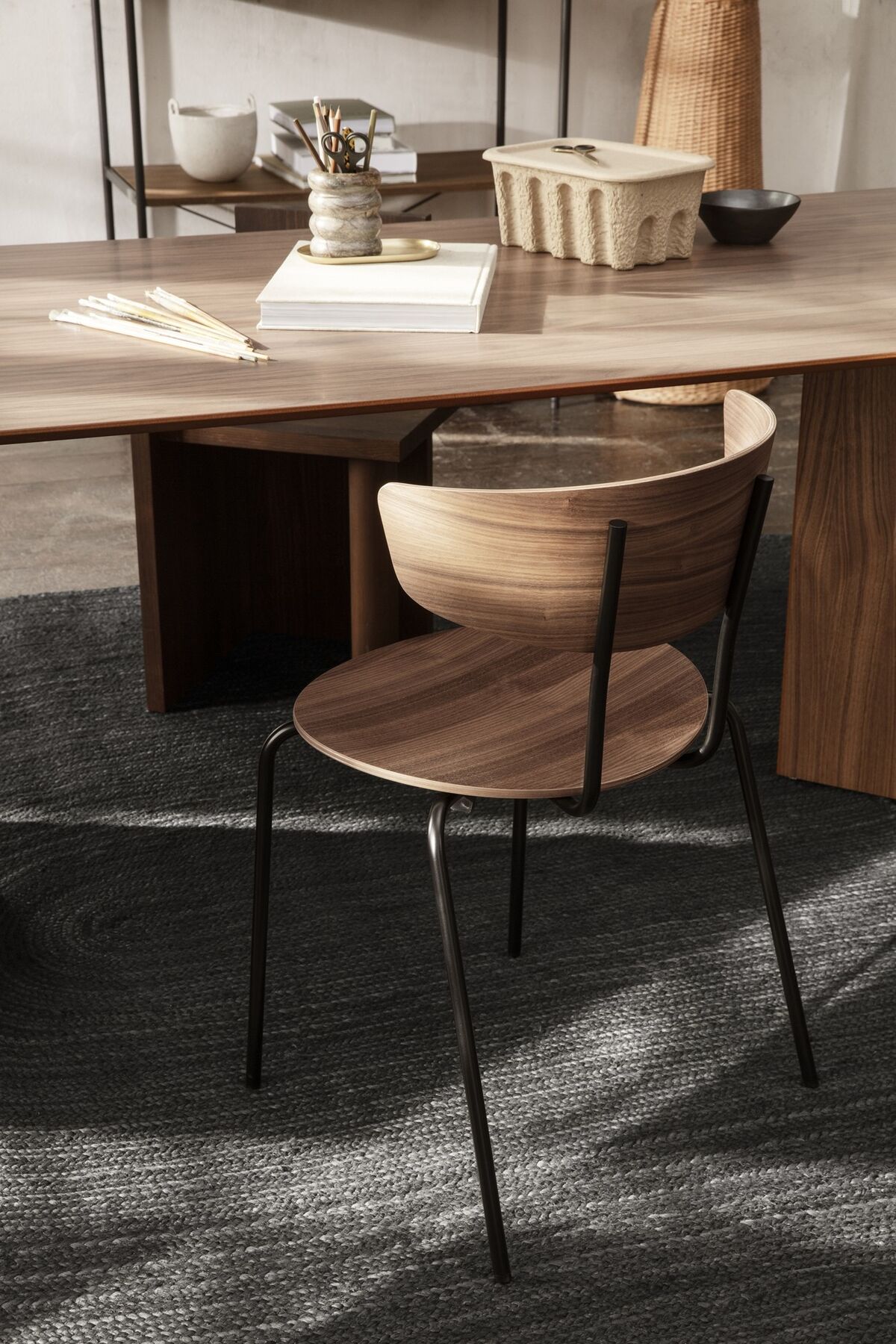 Silla de Comedor Herman Roble Aceitado Negro/ Blanco