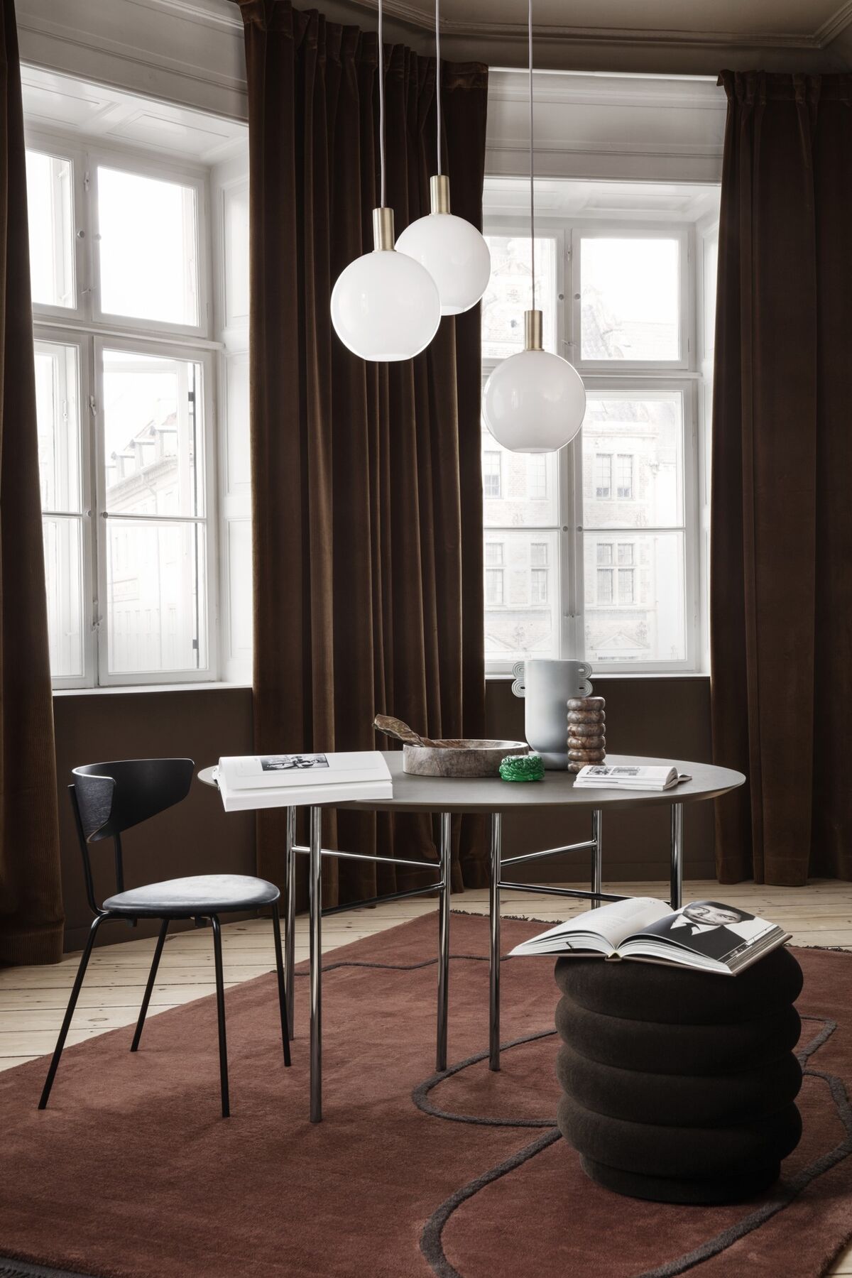 Silla de Comedor Herman Roble Aceitado Negro/ Blanco