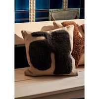 Lay Pillow Sand/ Dark Brown