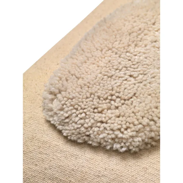 Lay Cushion Sand/ Off-white