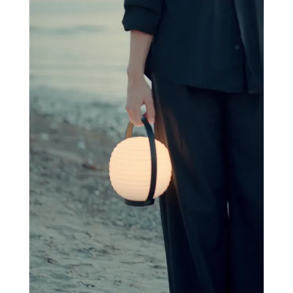 Lantern Transportabel Lampe Sort/Opal