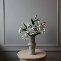 Elegant Lily Bouquet White