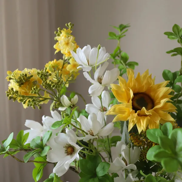 Golden Sun Bouquet Yellow