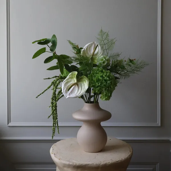 Grassy Green Bouquet White/ Green