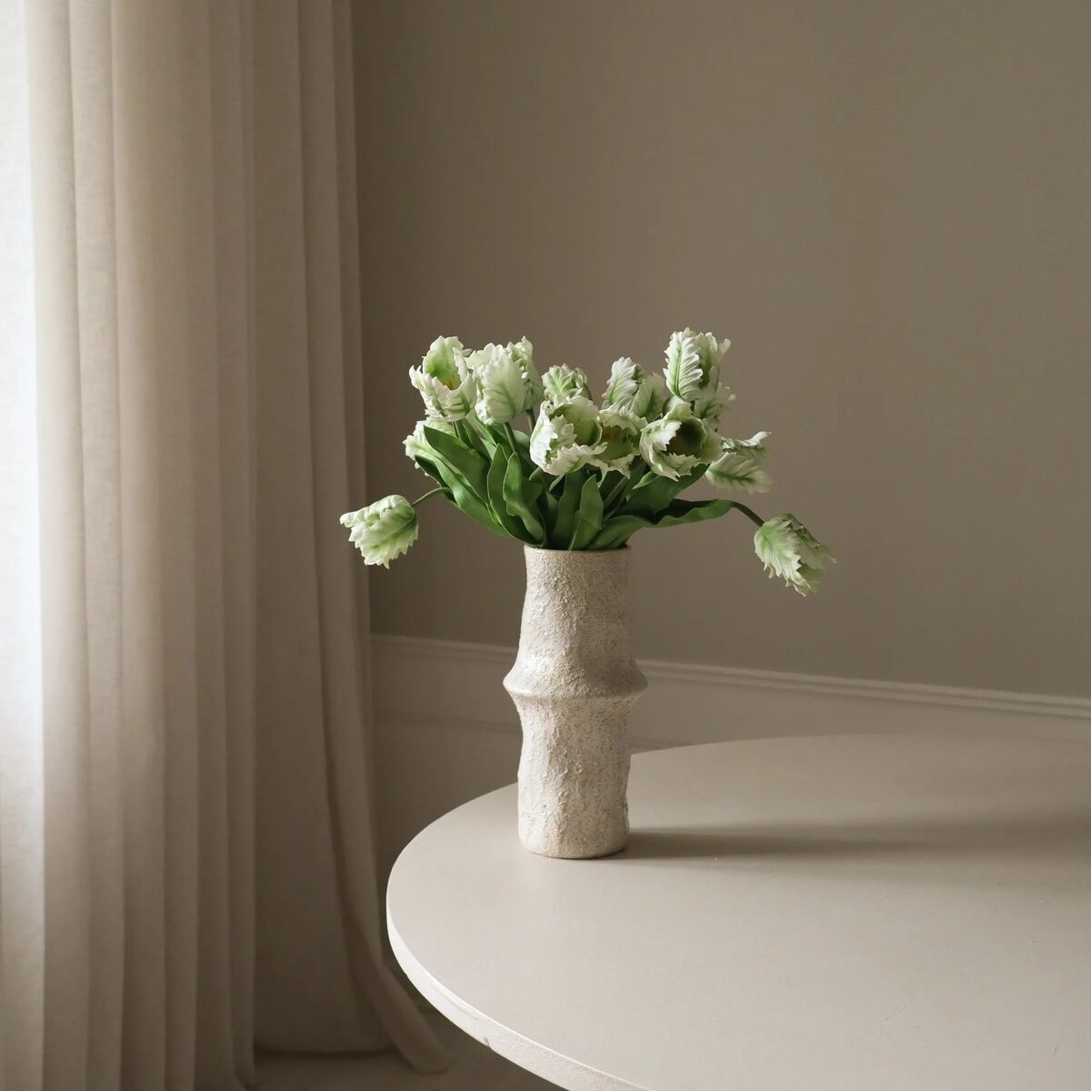 Small Parrot Tulip Bouquet White