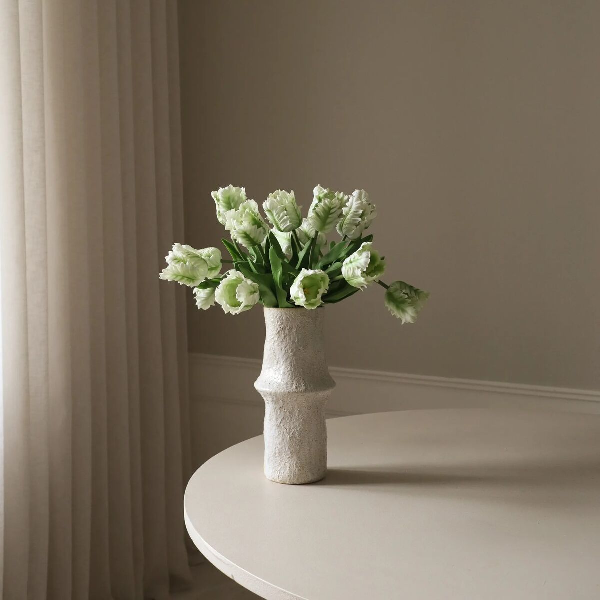 Small Parrot Tulip Bouquet White