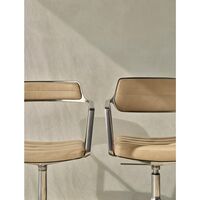 453 Swivel+ Swivel Chair with Floor Sliders Aluminum/ Camel Leather
