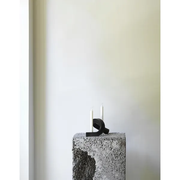 Crooked One Candelabro Bronce