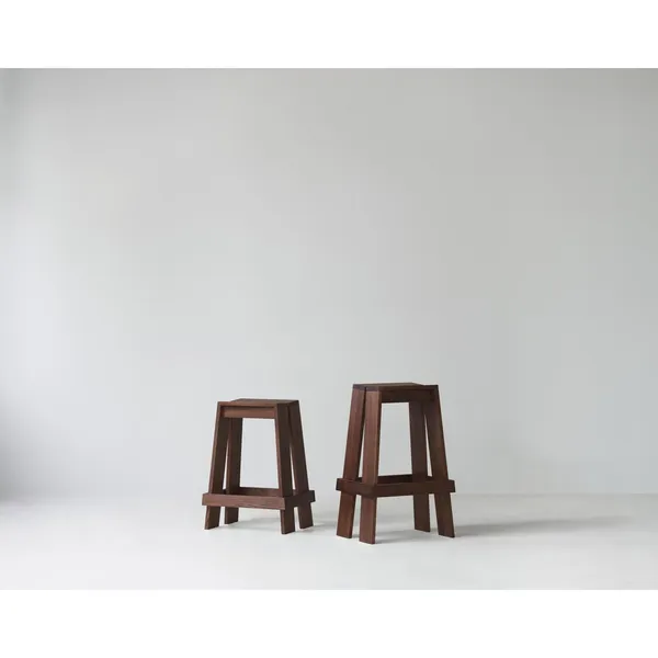 Light Bar Stool H75 Brown Lacquered Ash